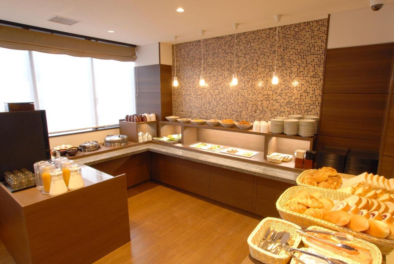 Ab Hotel Isesaki Buitenkant foto